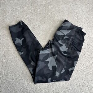 Women's Athleta Medium Camo Contender 7/8 Leggings Pockets High Rise Gym Athleti